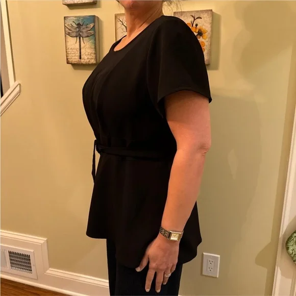 Lane Bryant Black Top - Size 14 with Belt - Excellent Condition - Picture 3 of 6